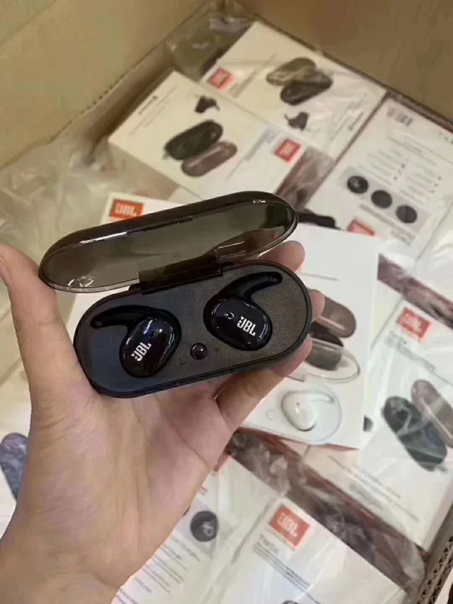 JBL Twins سماعات الأذن اللاسلكية الحقيقية أسود وأبيض TWS سماعات الأذن 16