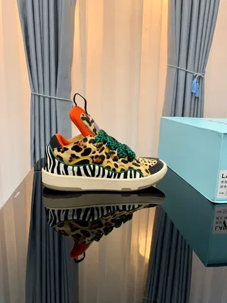 Lanvin imprimé léopard sangle verte col orange chaussures style de vie 9