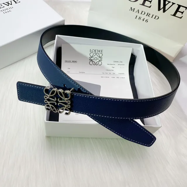 Loewe Anagram 腰带 海军蓝白色压纹可逆皮革 4