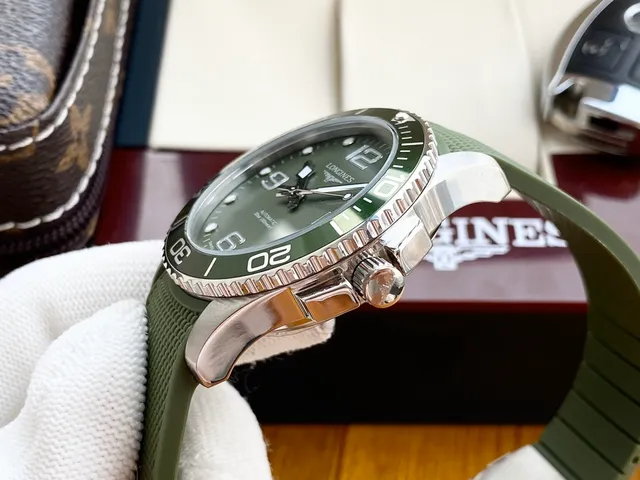 Longines Conquest Dive সবুজ ডায়াল যন্ত্রচালিত ঘড়ি 4
