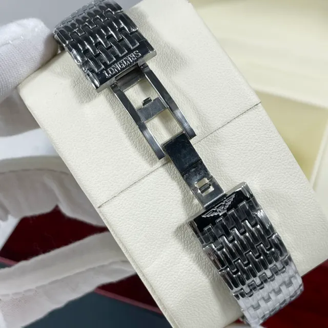 Longines La Grande Classique काली डायल हीरा मार्कर क्वार्ट्ज घड़ी 6