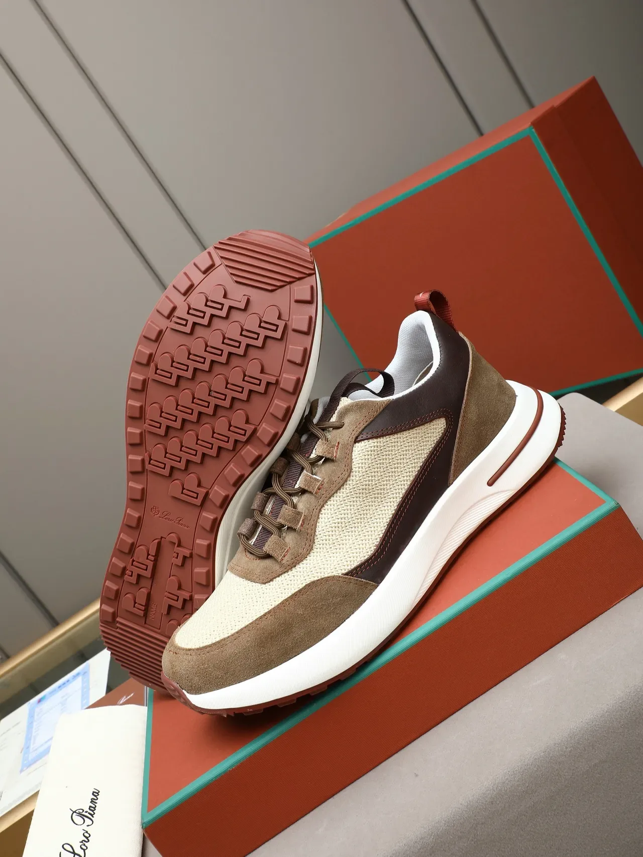Loro Piana Beige et Marron Sneakers Lifestyle Matériau Mixte 5