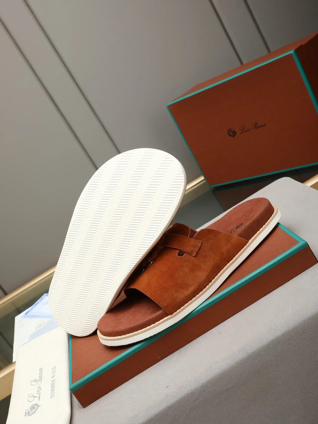 Loro Piana টাসেল স্ট্র্যাপ স্লাইড স্লিপার্স 13