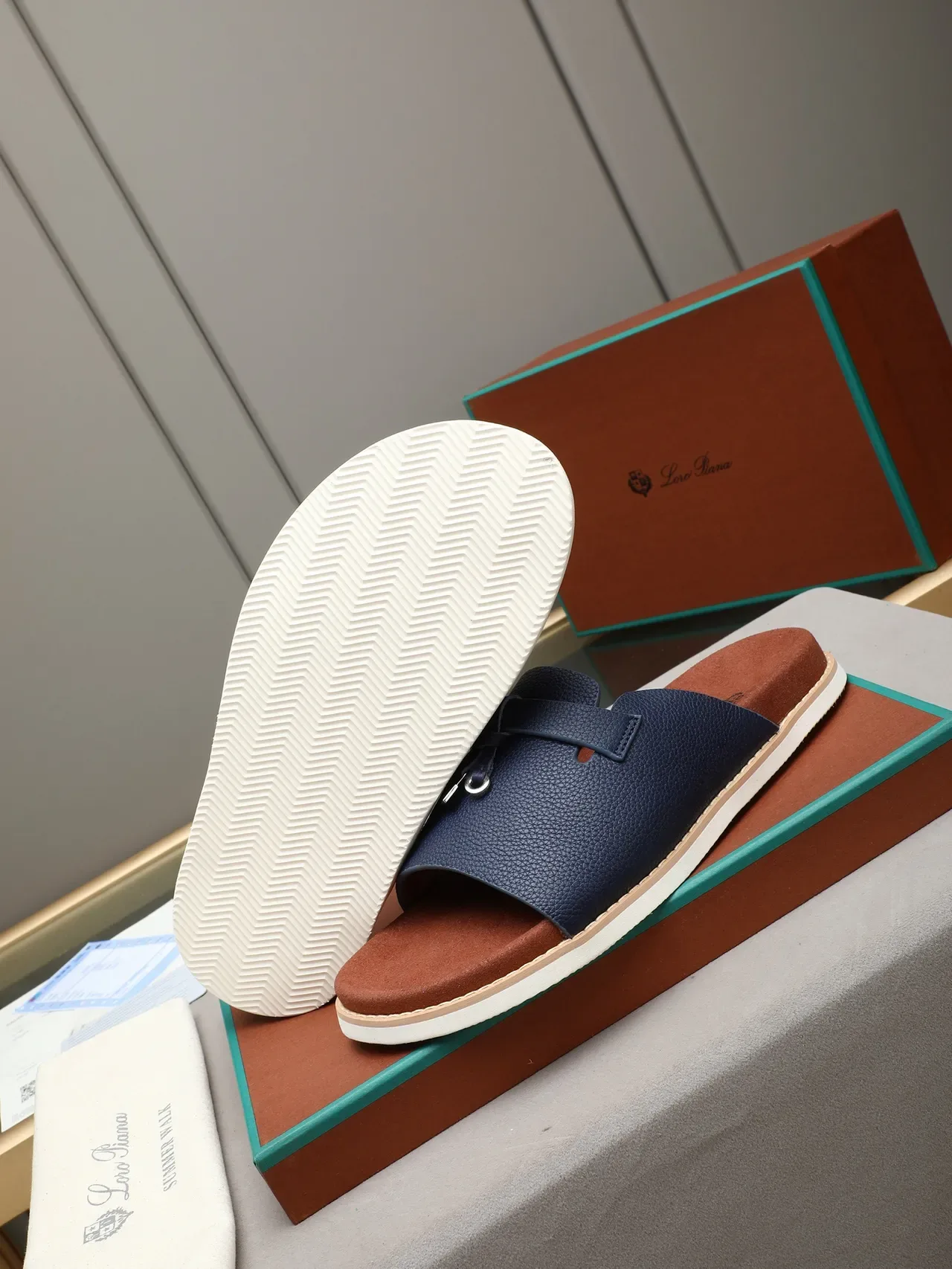 Loro Piana টাসেল স্ট্র্যাপ স্লাইড স্লিপার্স 21