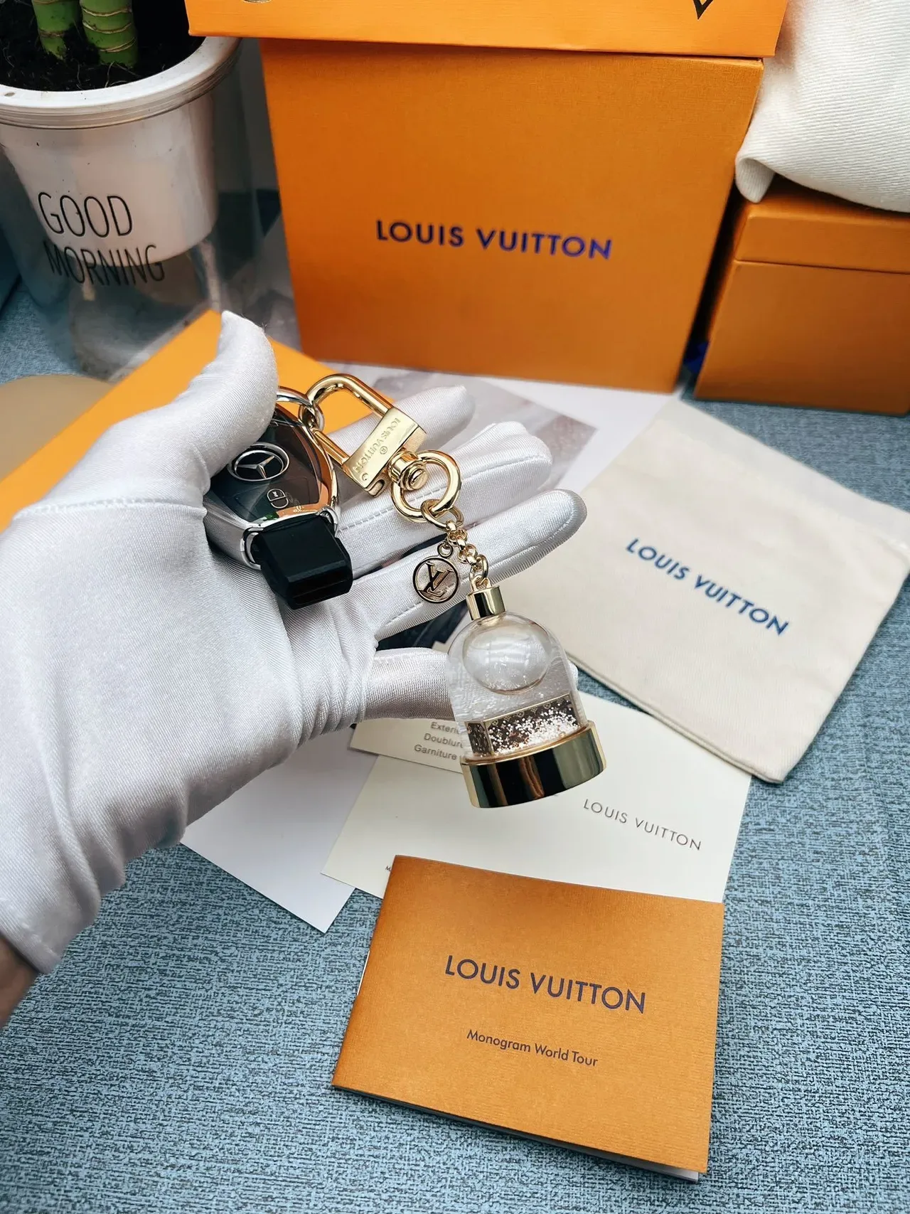 Louis Vuitton 米色金色绗缝皮革五金手袋 7