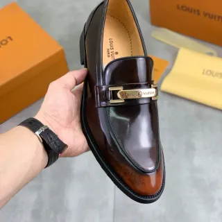 Louis Vuitton Bit Loafer দুটি রঙের চকচকে চামড়ার লুফার