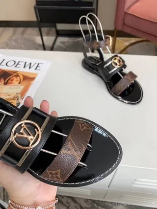 Louis Vuitton Preto Marrom Monograma Lona Sandálias Gladiator 2