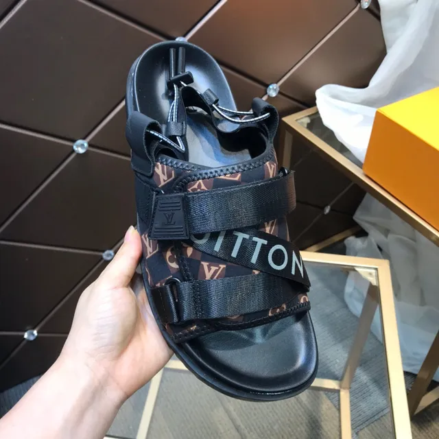 Louis Vuitton Sandales Casuales en Toile Monogramme à Multi-Bandes Noires et Marron 2