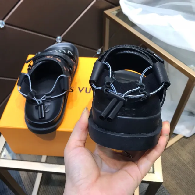 Louis Vuitton Sandales Casuales en Toile Monogramme à Multi-Bandes Noires et Marron 6