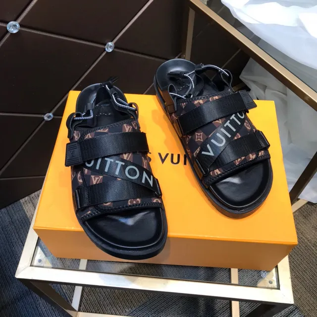 Louis Vuitton Sandales Casuales en Toile Monogramme à Multi-Bandes Noires et Marron 7