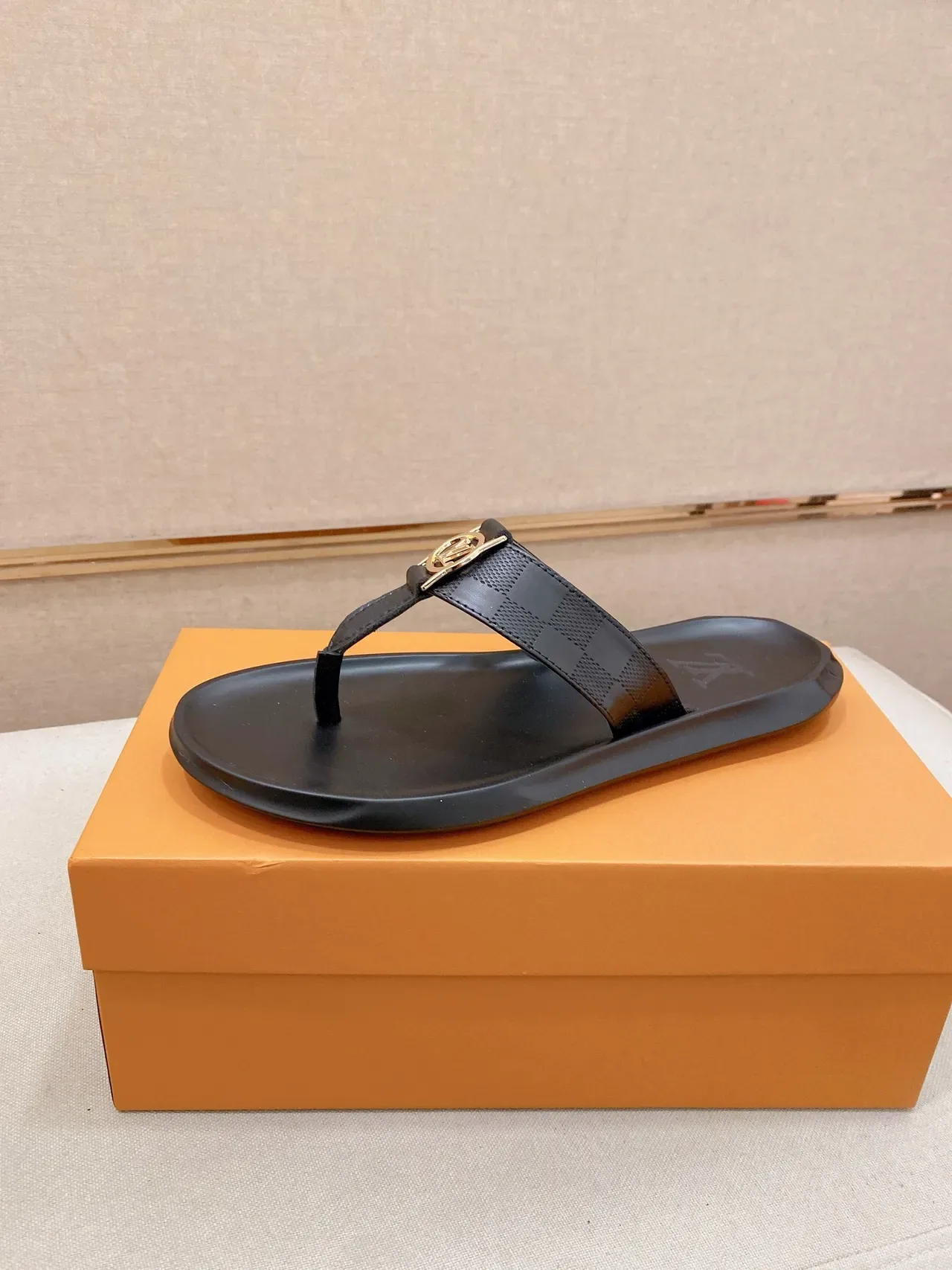Louis Vuitton Black Brown Thong Strap Embossed LV Logo Slippers 12