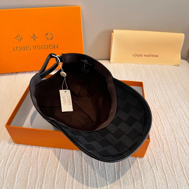 Louis Vuitton 黑色几何提花棒球帽 4