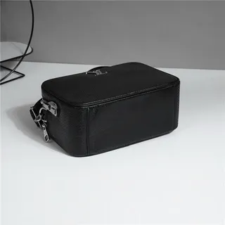 Louis Vuitton কালো সাদা স্ট্রাকচার্ড আয়তাকার টেক্সচার্ড লেদার হ্যান্ডব্যাগ 4