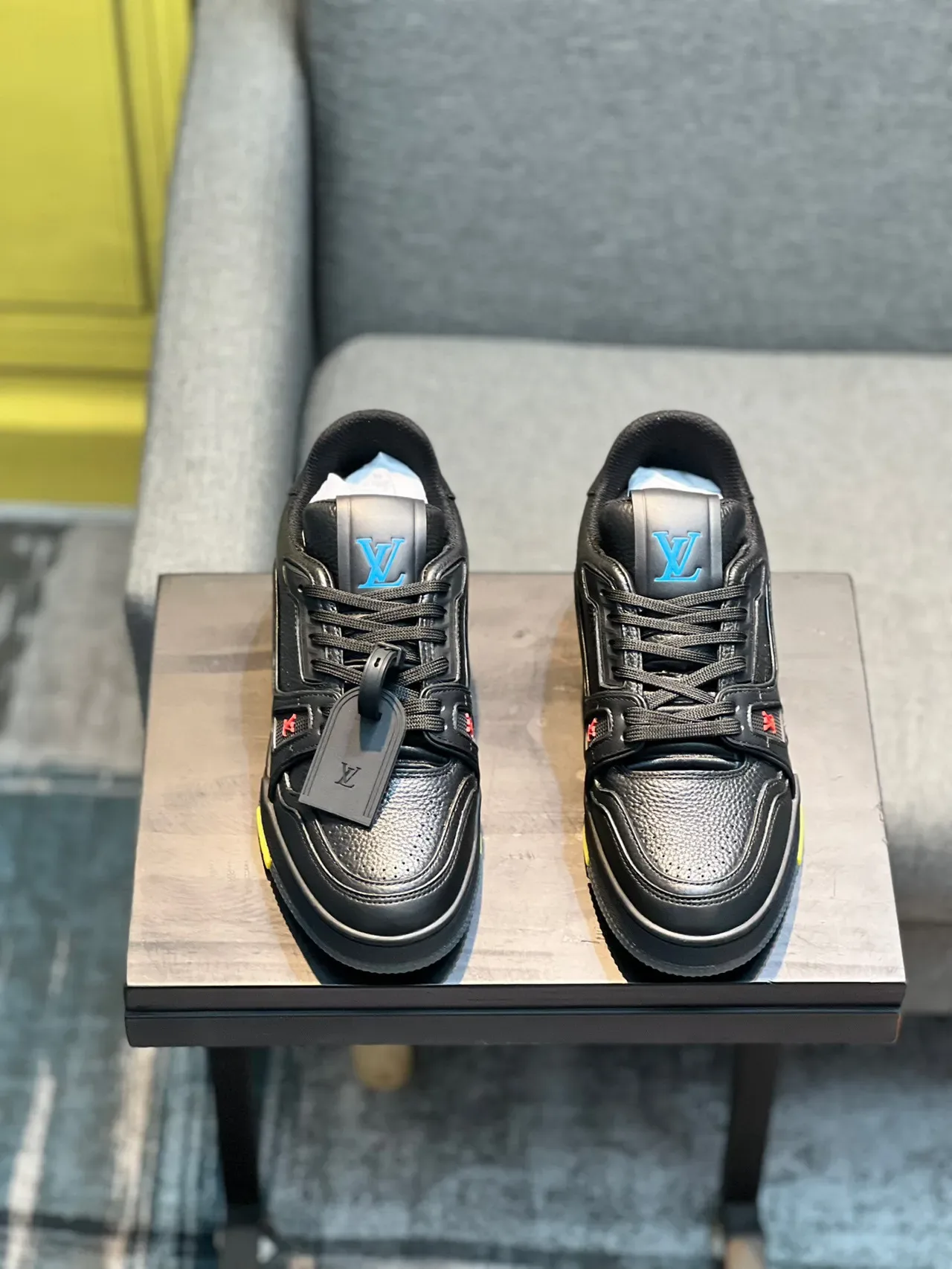 Louis Vuitton Black Yellow Pebbled Leather Upper Layered Rubber Sole Lifestyle Sneakers 5