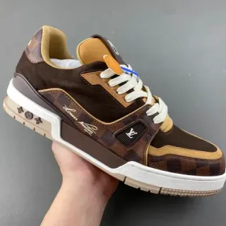 Louis Vuitton Zapatillas Lifestyle Marrón Beige Low-Top Monogram de Lona