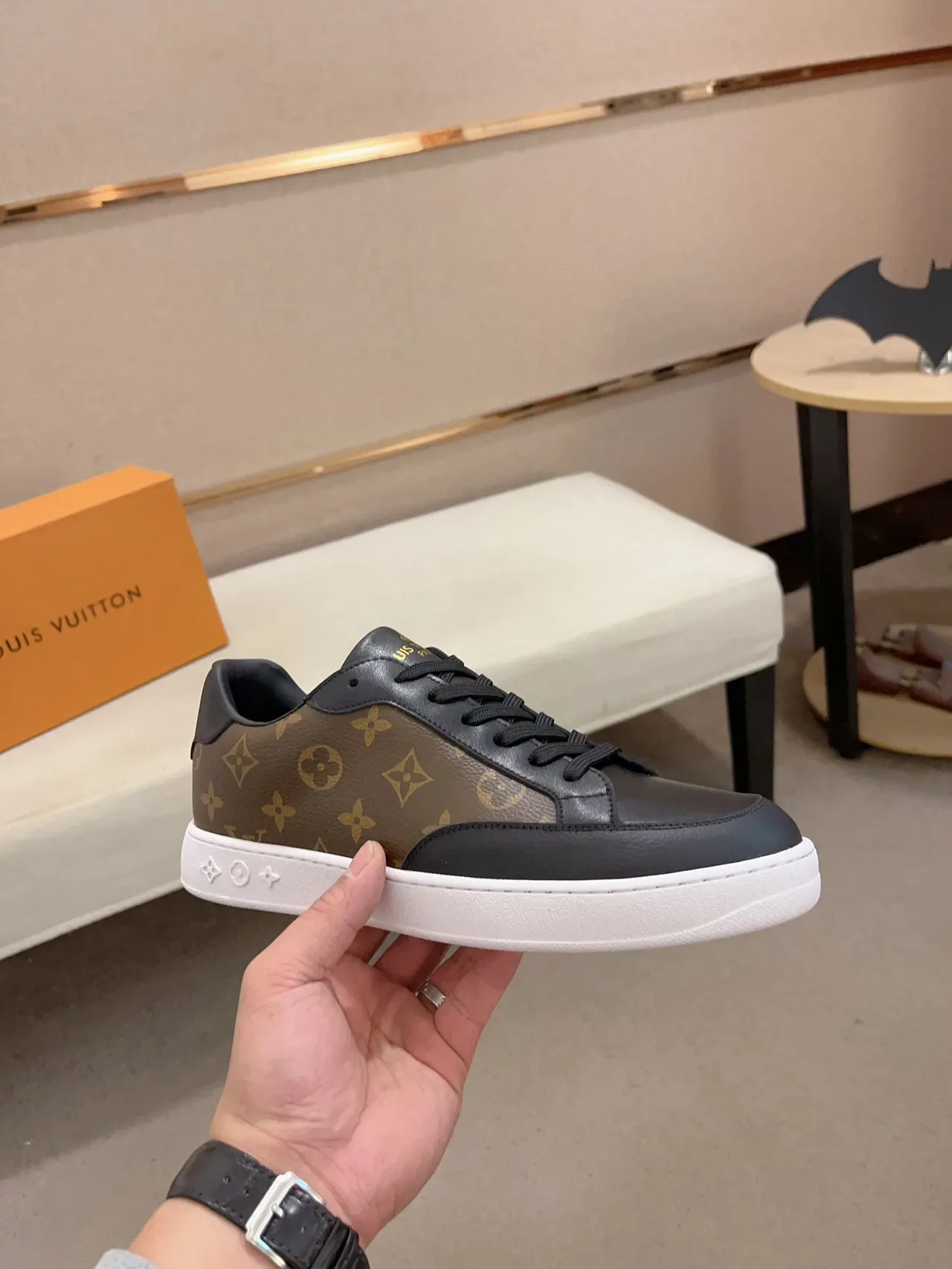 Louis Vuitton Marrom Preto Monogram Tela Couro Painéis Estilo de Vida Tênis 8