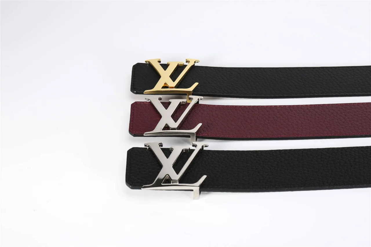 Louis Vuitton Burgundy Silver Pebbled Reversible Leather Belt 3