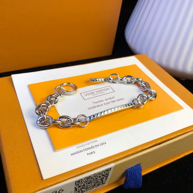 Louis Vuitton Bracelet Chaîne Argent Métal Poli Bracelet 8