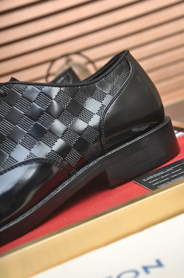 Louis Vuitton Checkerboard Monogram Black Patent Cap Toe Oxford Shoes 2