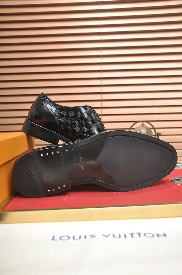 Louis Vuitton Checkerboard Monogram Black Patent Cap Toe Oxford Shoes 3