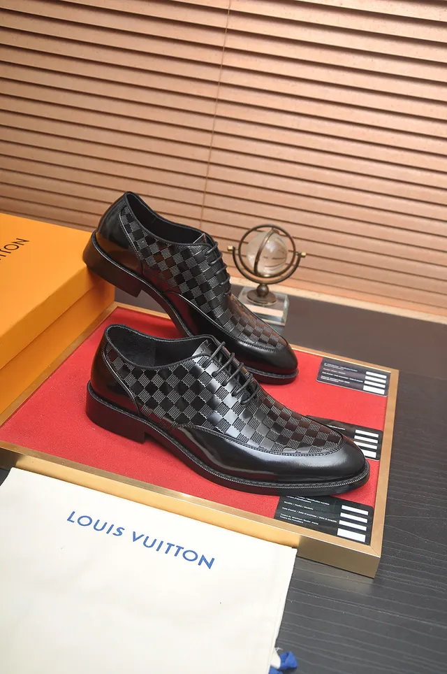 Louis Vuitton Checkerboard Monogram Black Patent Cap Toe Oxford Shoes 4