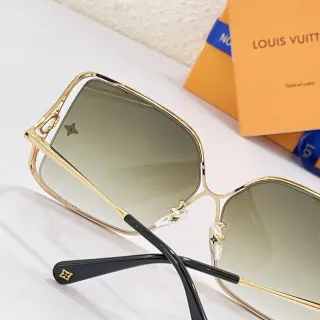 Louis Vuitton Geometric Gold Frame Gradient Green Sunglasses