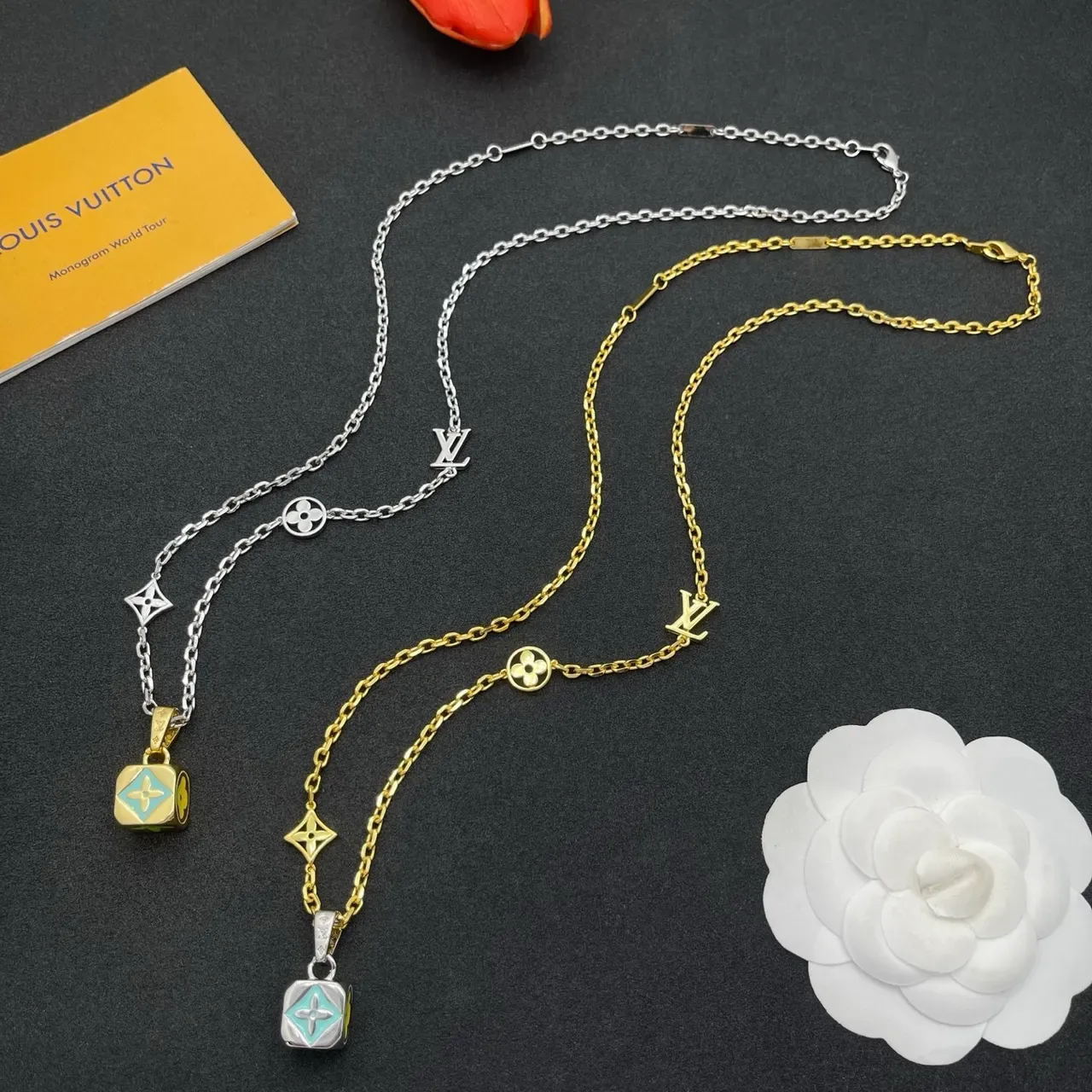 Louis Vuitton Gold Blue Curb Chain Enamel-Accented Square Pendant Necklace 2