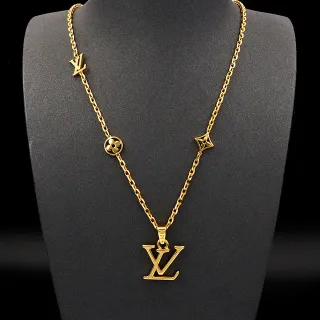 Louis Vuitton সোনার চেইন মাল্টি-চার্ম পেন্ডেন্ট নেকলেস