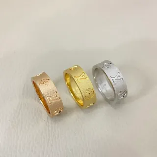 Louis Vuitton 金银花押字刻印扁平带戒指