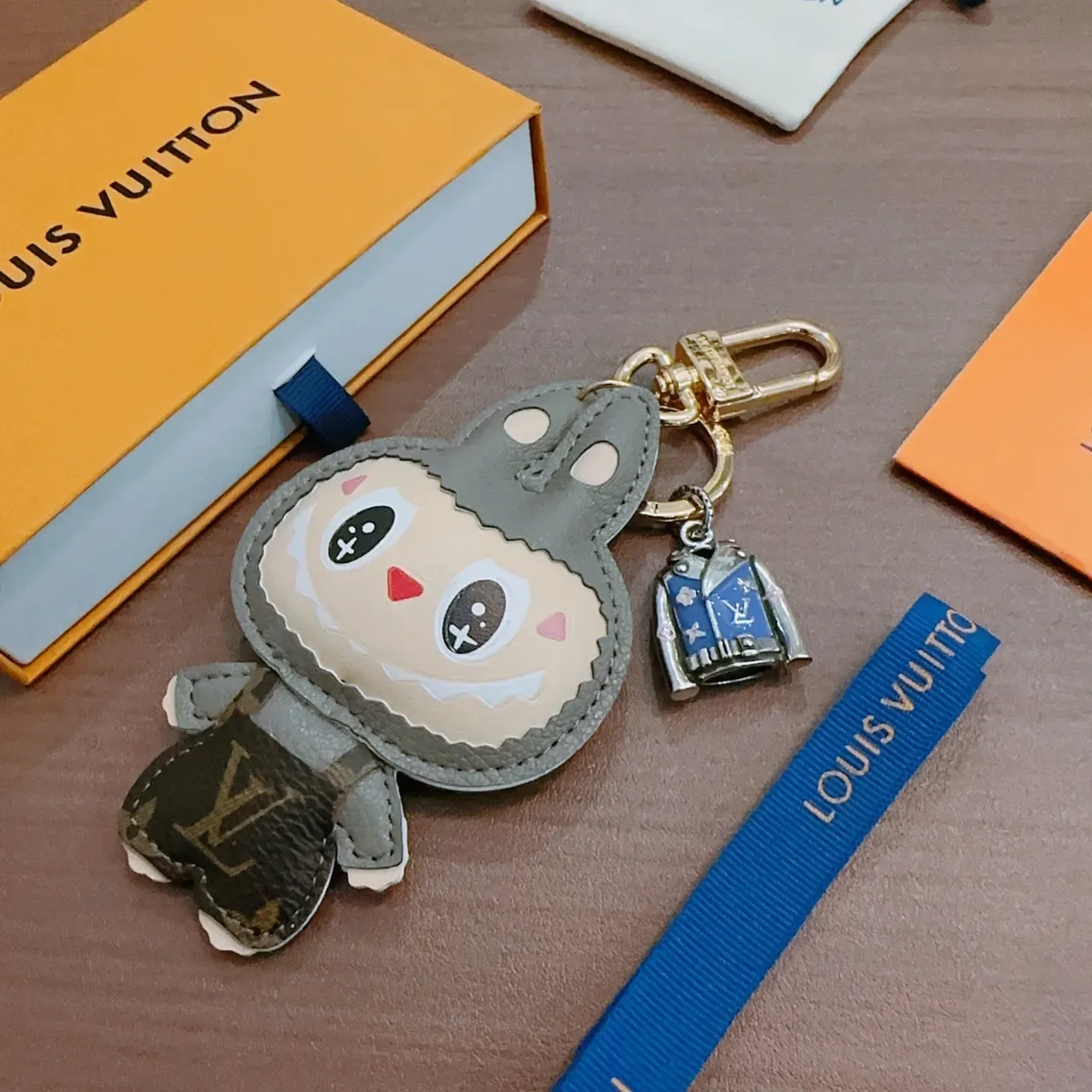 Louis Vuitton Gray Beige Plush Character Design Leather-Trimmed Appliqué Phone Accessory 2