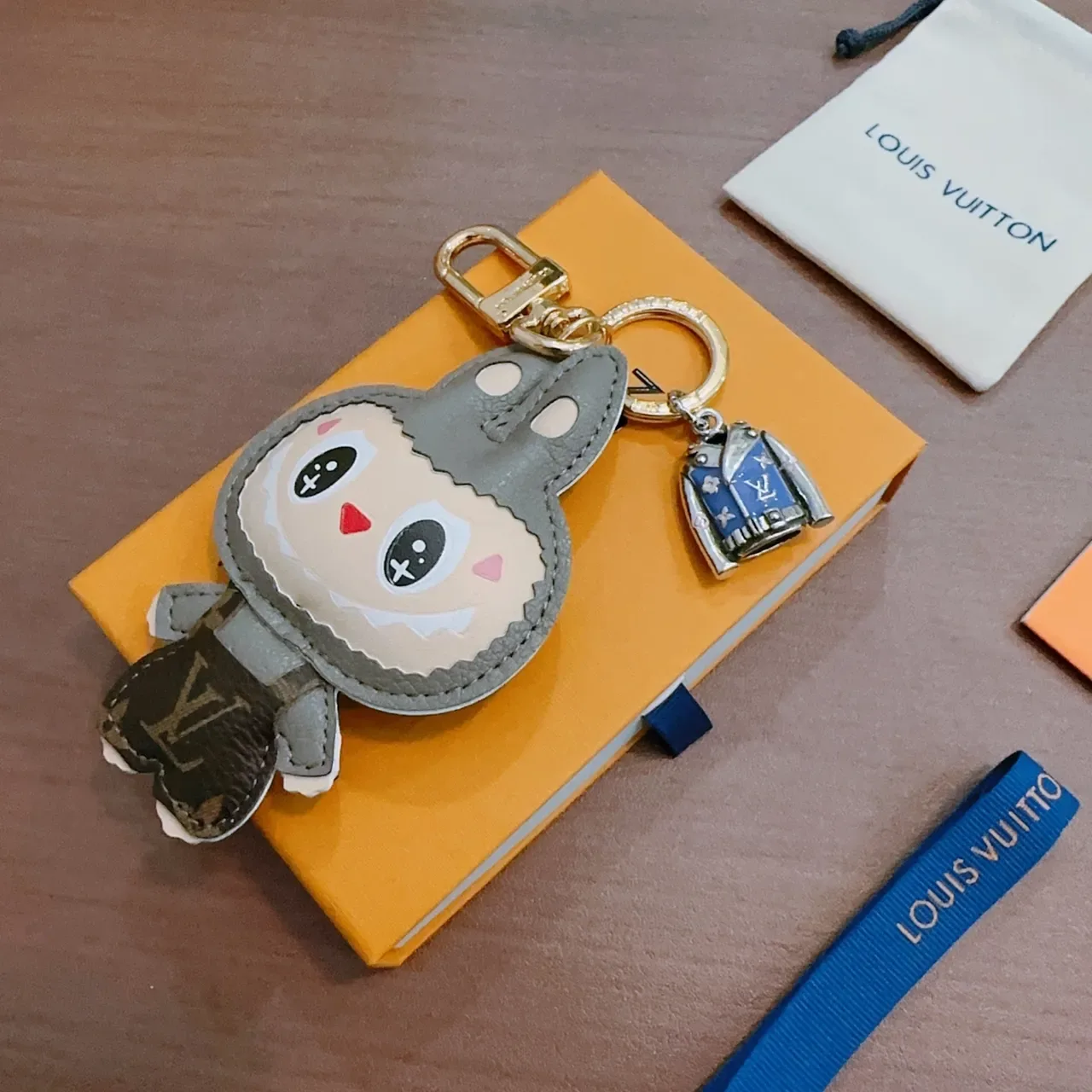 Louis Vuitton Gray Beige Plush Character Design Leather-Trimmed Appliqué Phone Accessory 4