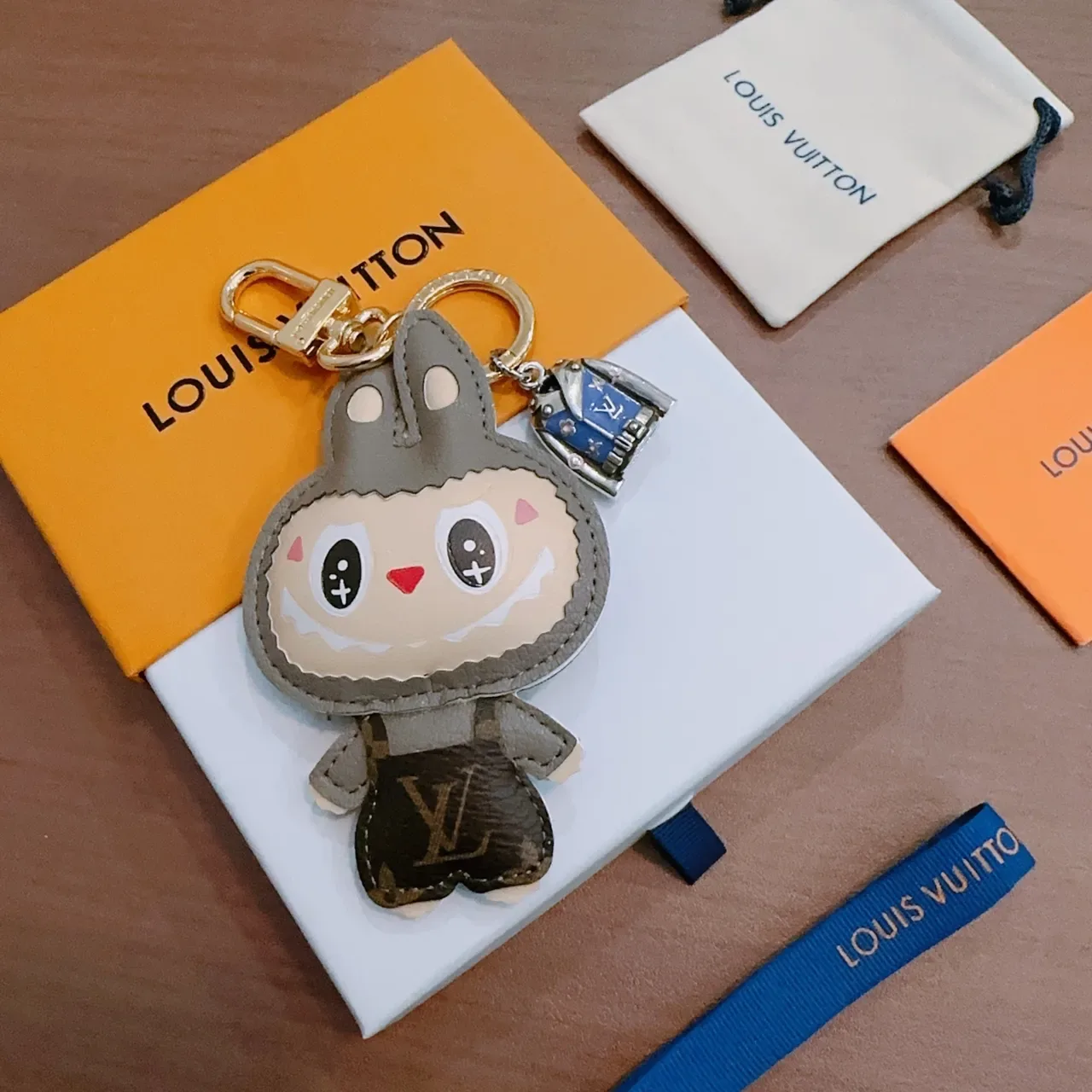 Louis Vuitton Gray Beige Plush Character Design Leather-Trimmed Appliqué Phone Accessory 6
