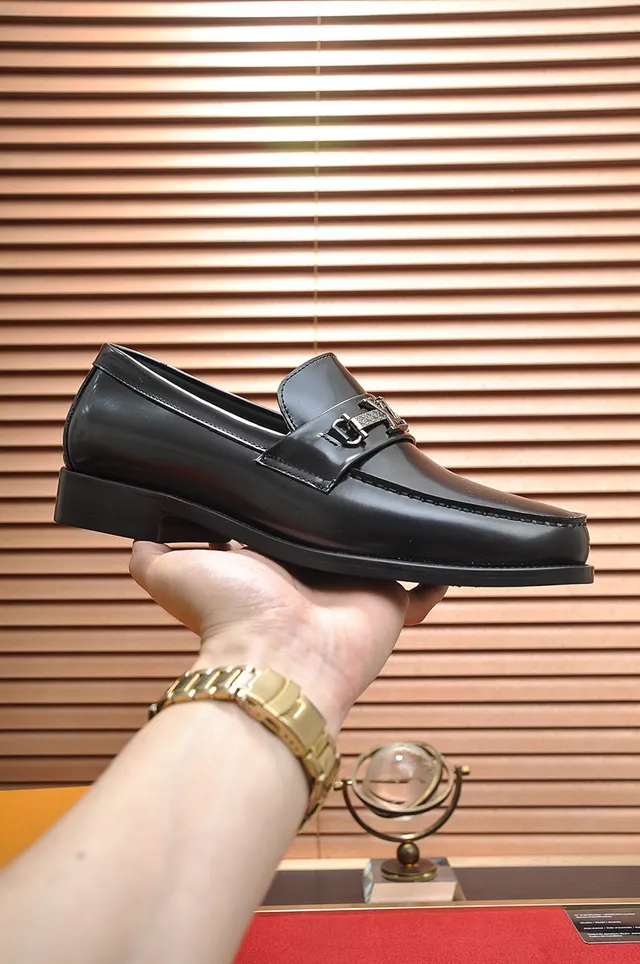 Louis Vuitton LV Buckle Loafer Black Leather Loafers 7