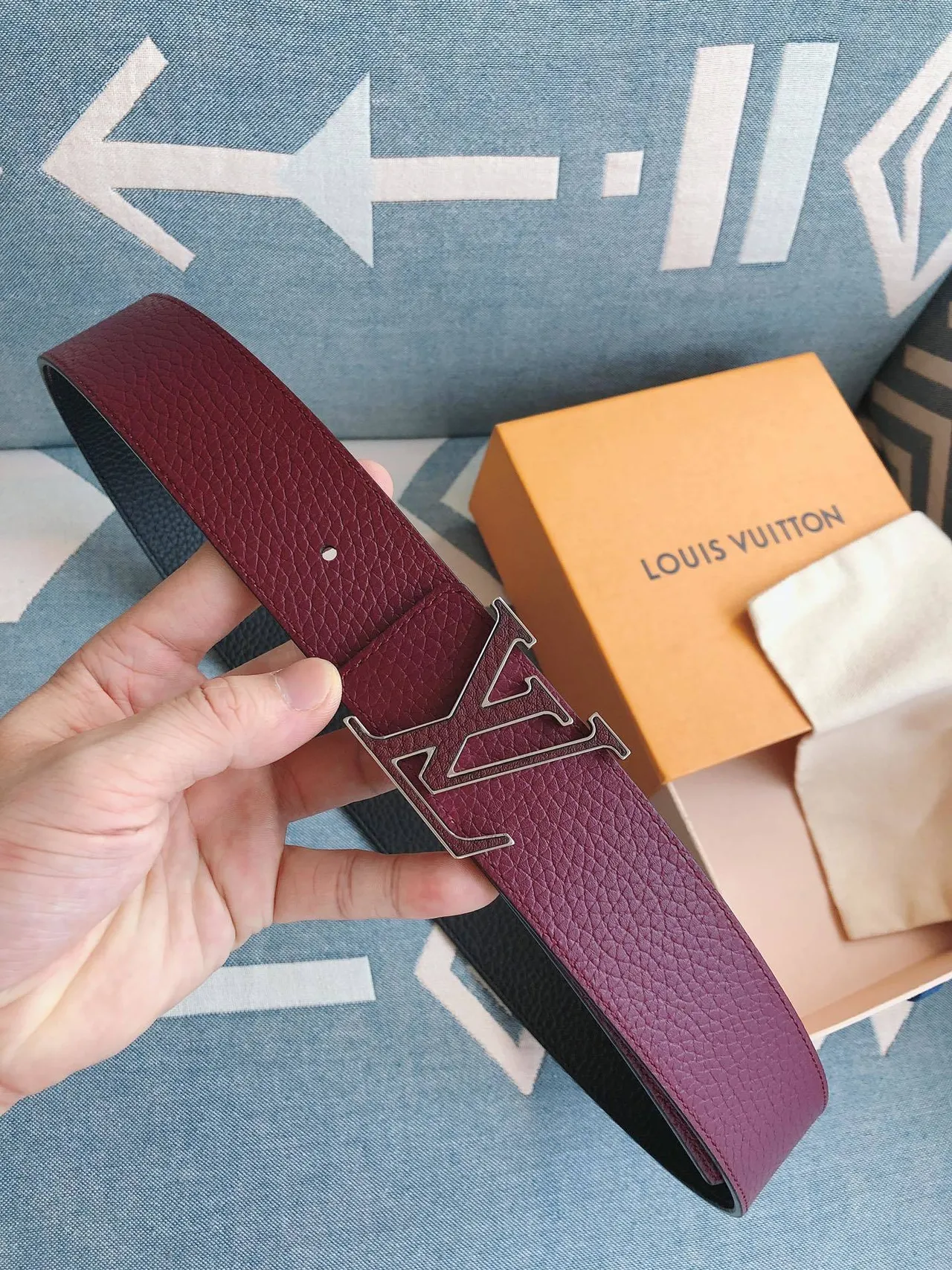 Louis Vuitton LV Initiales Belt Burgundy Pebbled Leather Belt 5