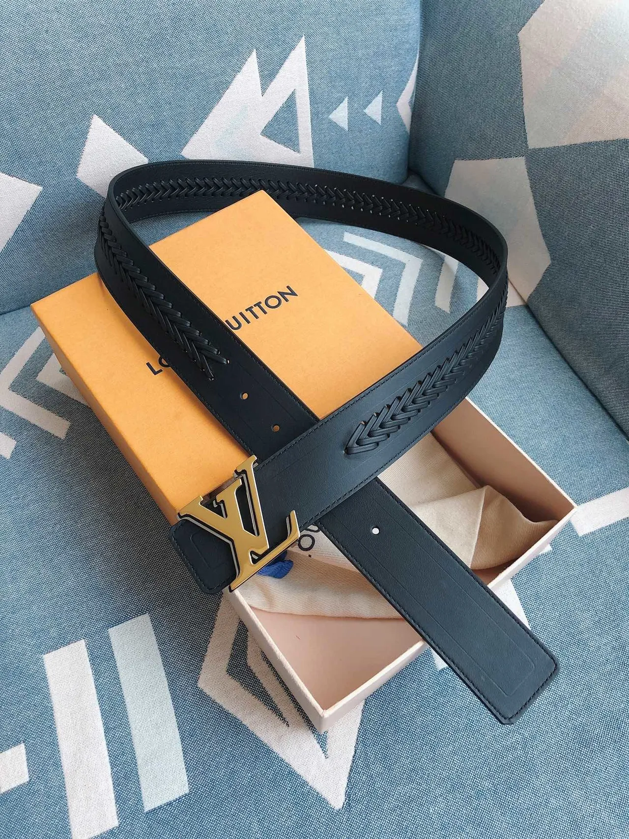 Louis Vuitton LV Initiales 编织皮革腰带 3