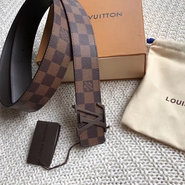 Louis Vuitton LV Initiales Damier Ebène حزم جلد بنمط مربعات 4