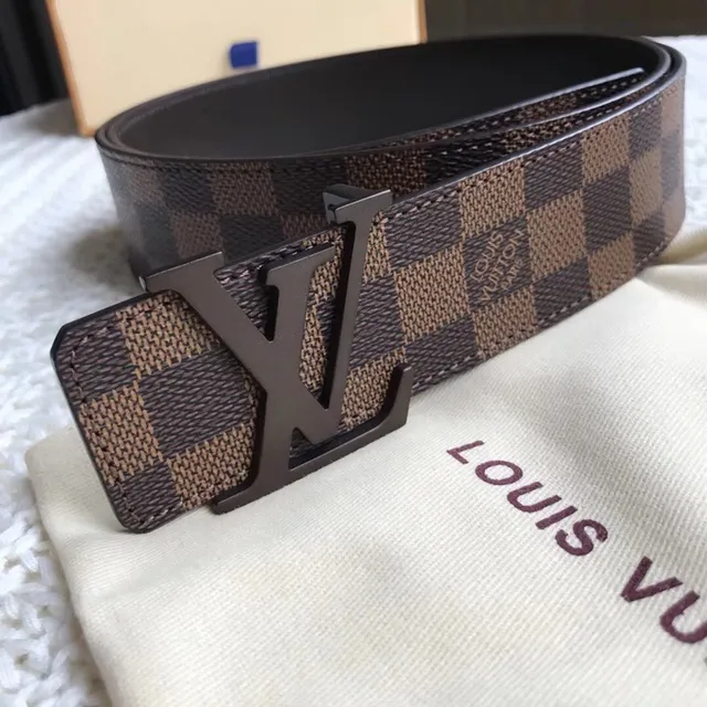 Louis Vuitton LV Initiales Damier Ebène حزم جلد بنمط مربعات 9