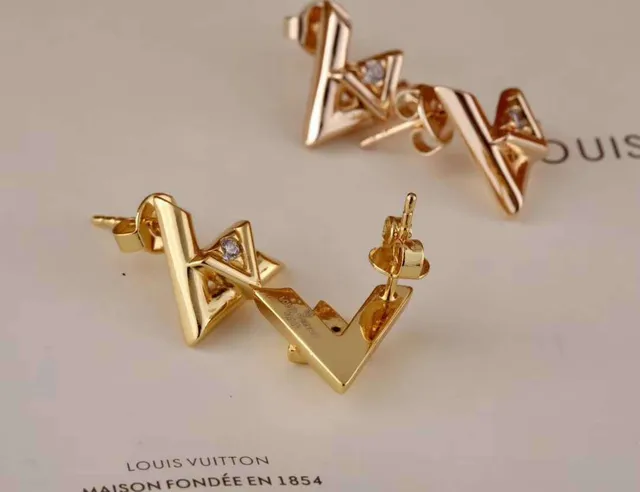 Louis Vuitton LV Initiales ذهبي فضي هندسي أوليغرافية مرصّع حجر أقراط 5