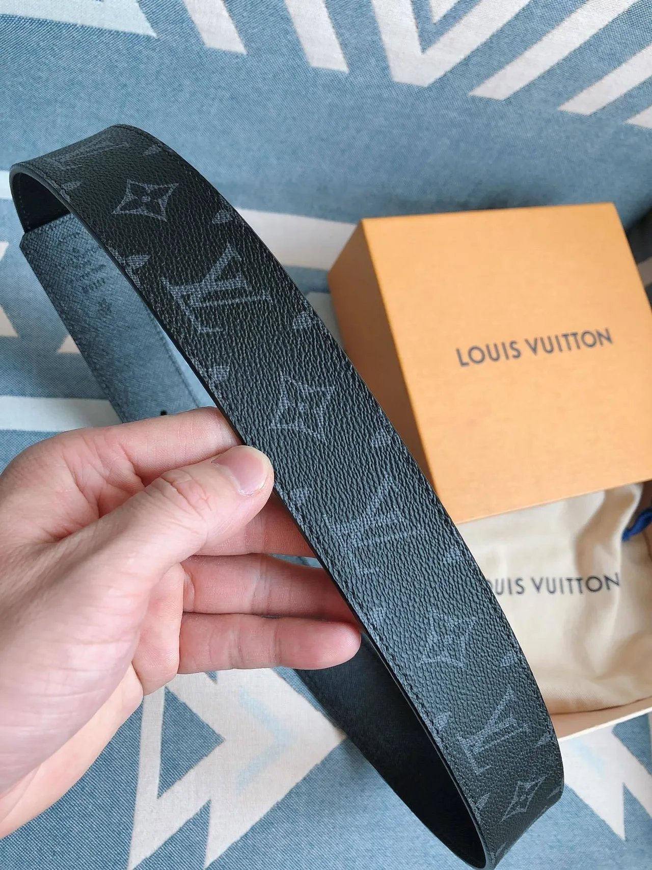 Louis Vuitton LV Initiales Monogram चमड़े की पटरी 5