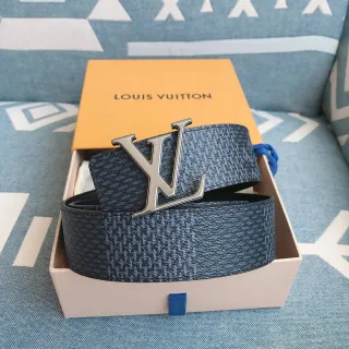लुई विटन LV Initiales टेक्स्चर्ड ब्लू चमड़े की बेल्ट