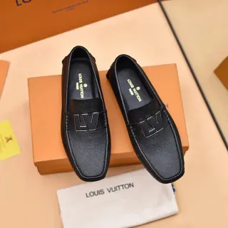 Louis Vuitton LV কালো গ্রেন লেদার মেটাল লোগো লোফার