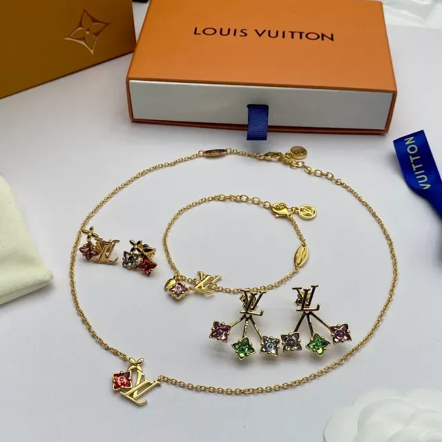 Collier Louis Vuitton LV Monogram Floral Chaîne Or Rouge Pendentif 3