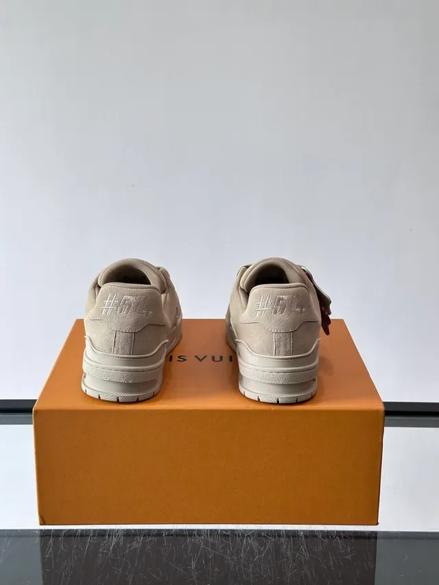 Louis Vuitton LV Trainer Beige Marrón Ante Superior Suela Media con Capas Zapatillas Lifestyle 3