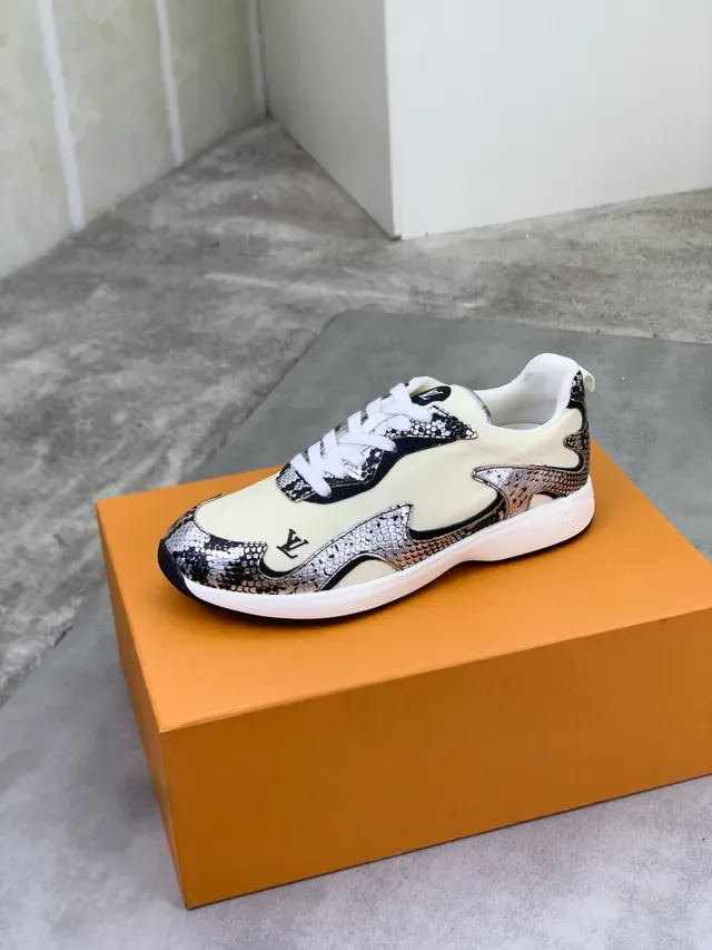 Louis Vuitton LV Trainer Beige Silver Asymmetrical Snake-Embossed Panels Monogram Branding Lifestyle Sneakers 5