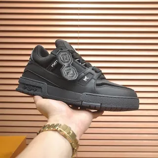Louis Vuitton LV Trainer Preto Prata Monocromático Studded Strap System Lifestyle Sneakers