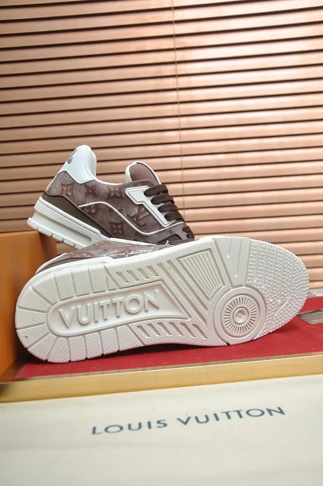 Louis Vuitton LV Trainer Zapatillas Lifestyle Marrón Blanco Monograma Lona Suela Gruesa 3