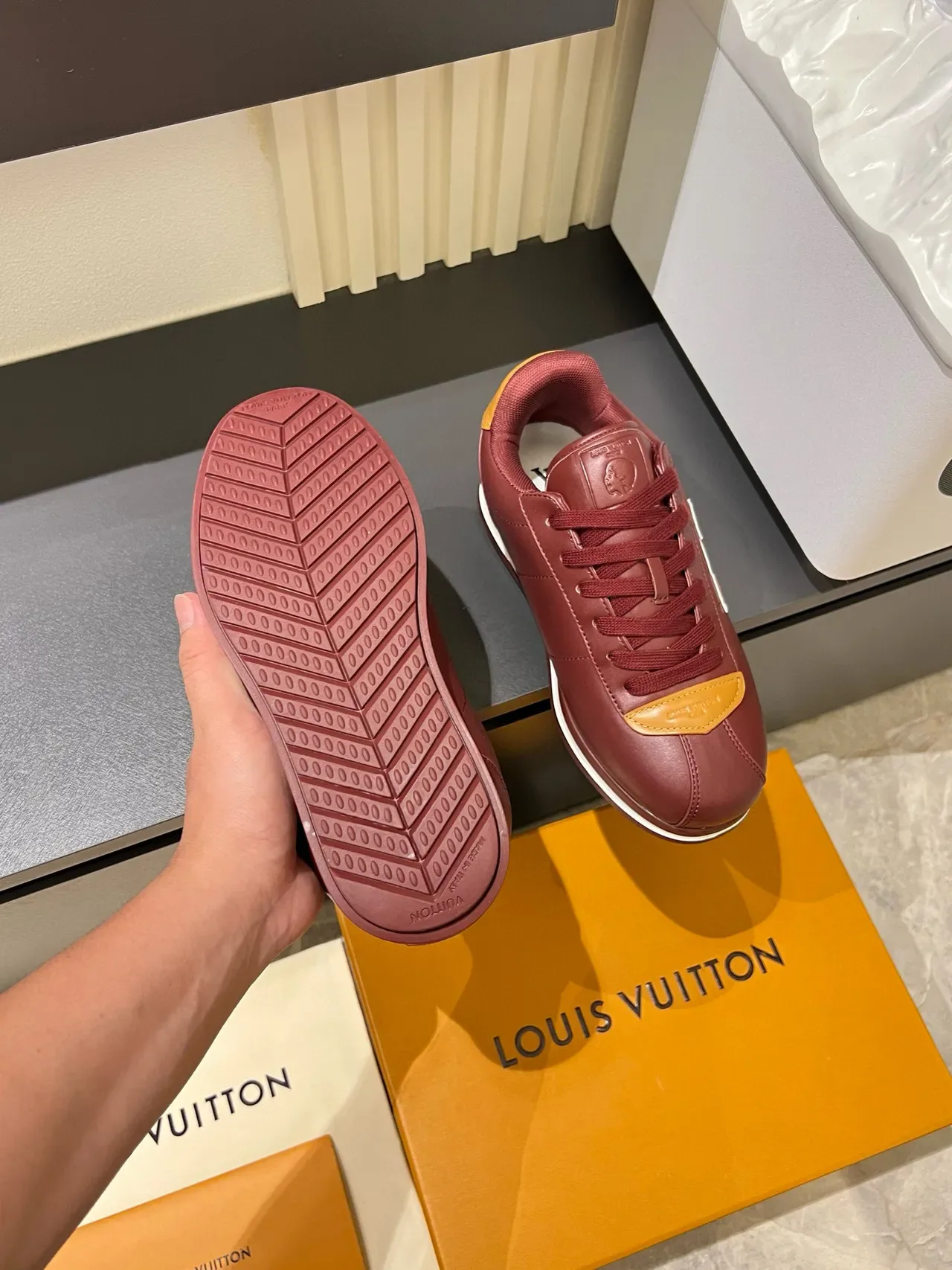 Louis Vuitton LV Trainer Burdeos Naranja Cuero Superior Bordado Monogram Zapatillas Lifestyle 7