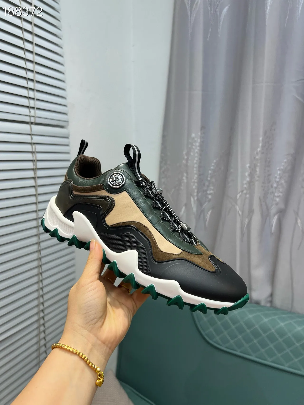 Louis Vuitton LV Trainer हरा भूरा एकल परतदार चमड़े-सुएड निर्माण मोटे स्नीकर 6