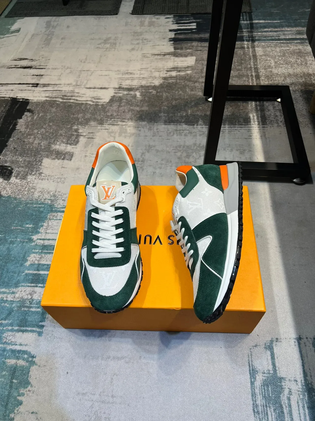 লুই ভিতন LV Trainer সবুজ কমলা Monogram জাল সুয়েড ওভারলে লাইফস্টাইল স্নিকার্স 5