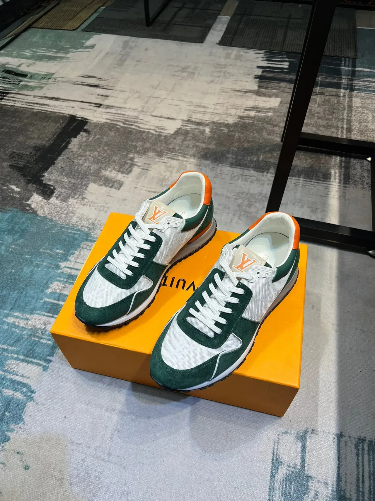 লুই ভিতন LV Trainer সবুজ কমলা Monogram জাল সুয়েড ওভারলে লাইফস্টাইল স্নিকার্স 6